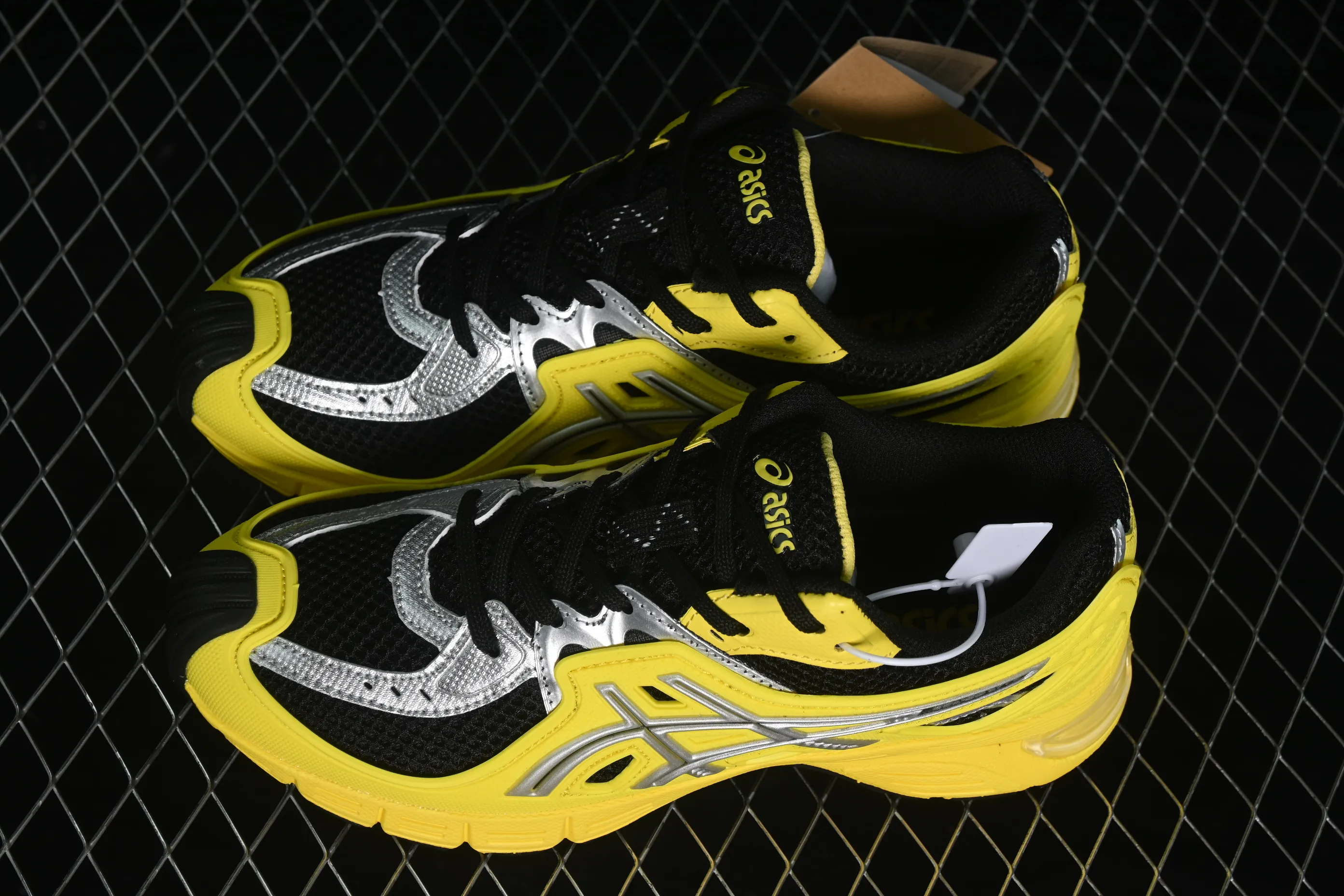 All Categories Asics Asics Series Asics UB12-S Gel-SD Lyte Asics UB12-S Gel-SD Lyte comfortable fit running shoes 1203A886-750